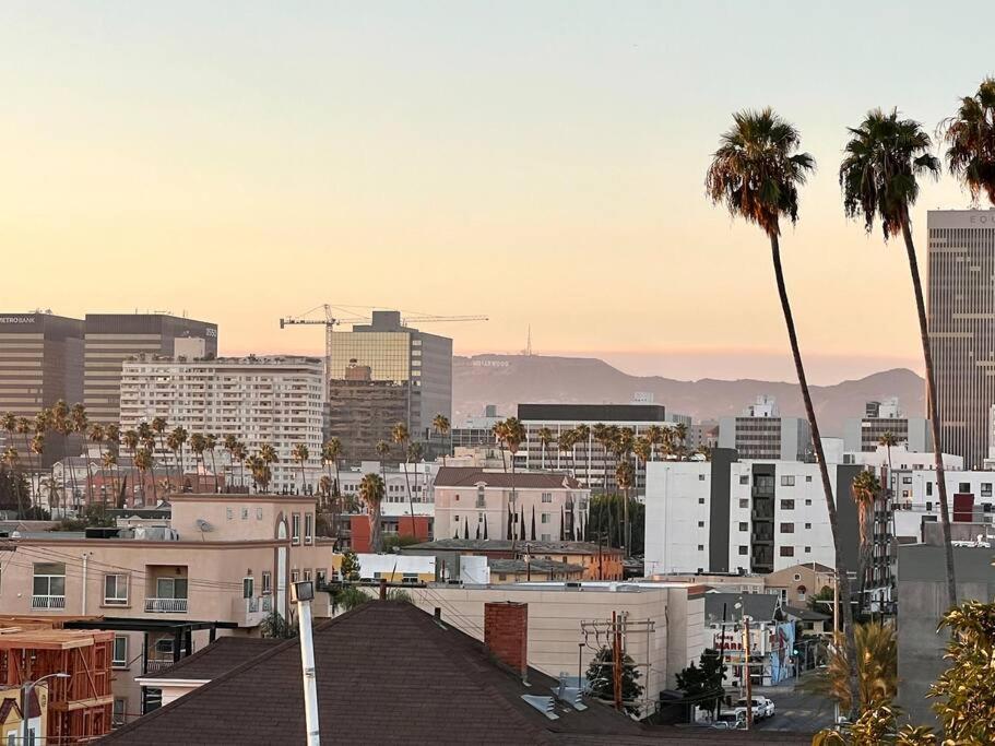 Luxury K-Town Dwelling With Private Rooftop Deck. Los Angeles Kültér fotó