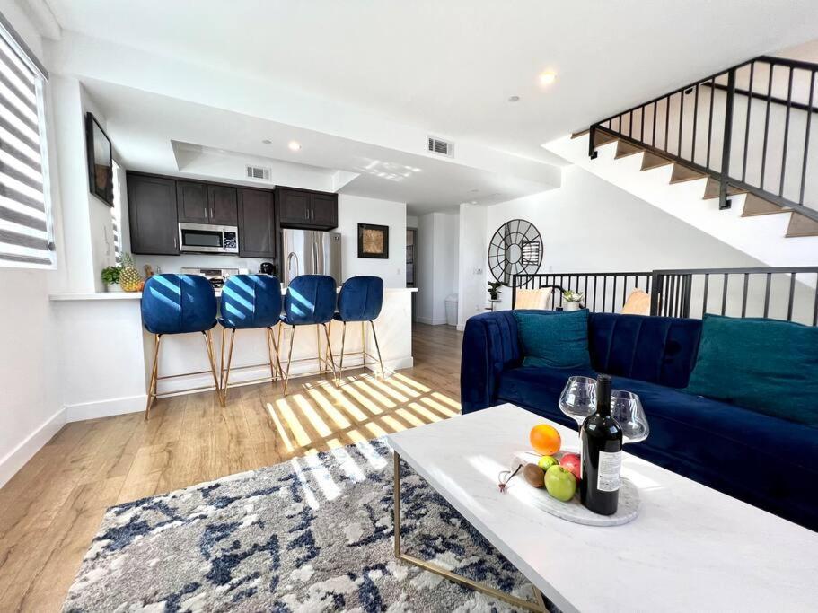 Luxury K-Town Dwelling With Private Rooftop Deck. Los Angeles Kültér fotó