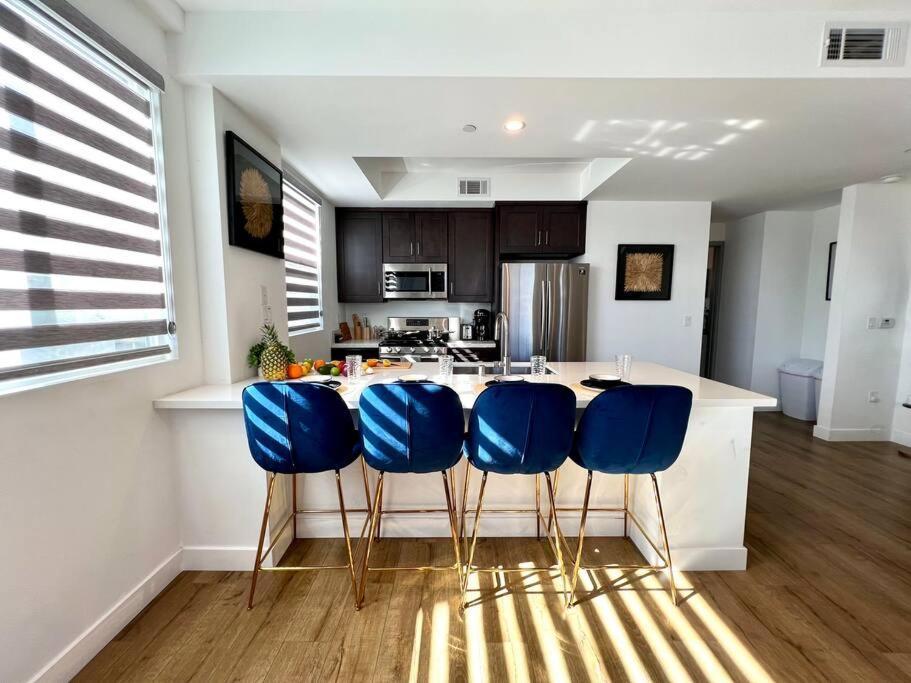Luxury K-Town Dwelling With Private Rooftop Deck. Los Angeles Kültér fotó